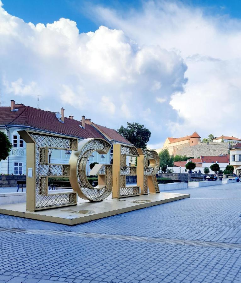 Eszterlanc Apartman Eger Exterior photo