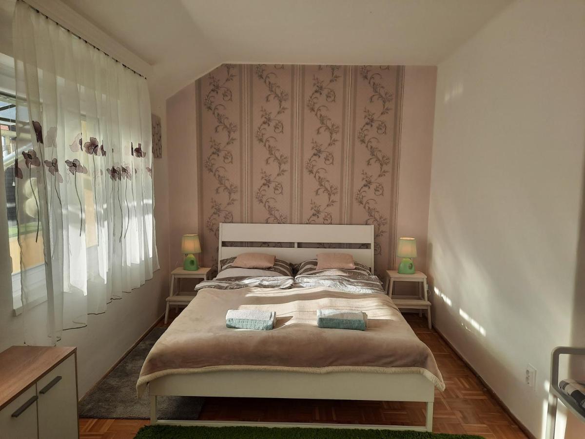 Eszterlanc Apartman Eger Exterior photo